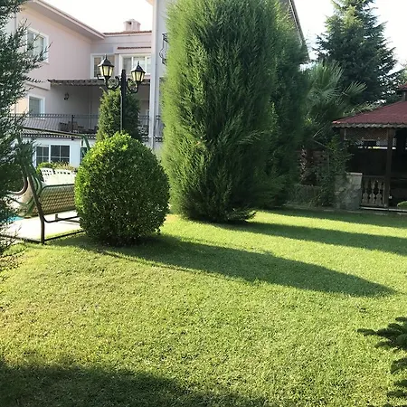 Green Valley Villas * בויוקצ'קמג'ה