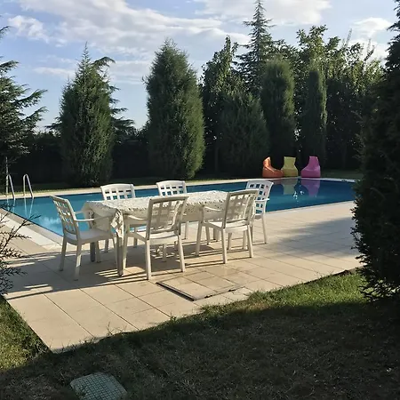 Green Valley Villas